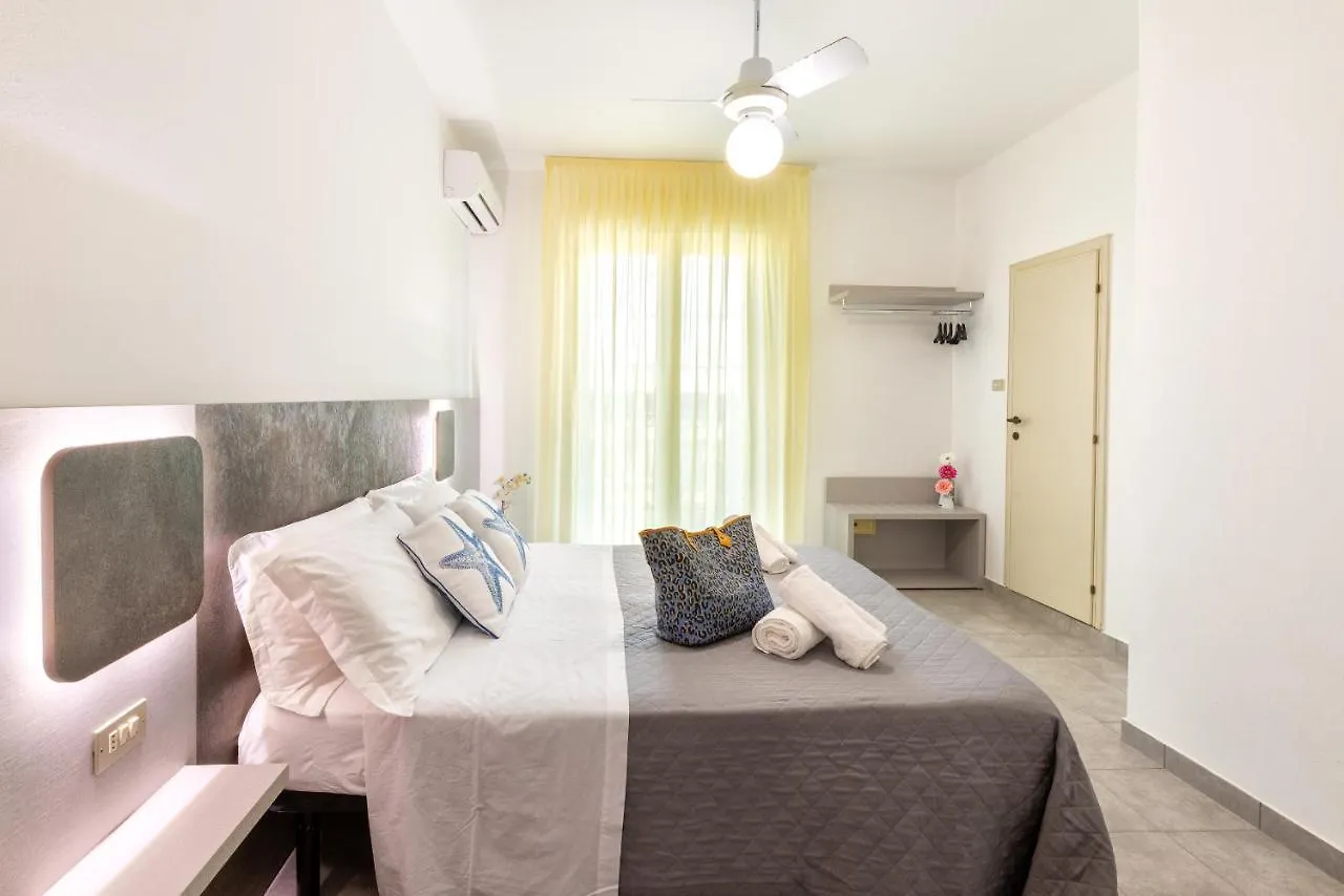 Hotel Condor-New 2024-Con Piscina Riccione Italien